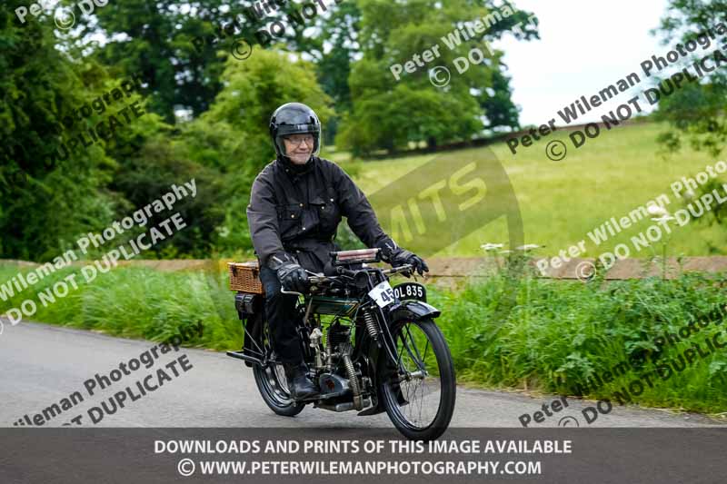 Vintage motorcycle club;eventdigitalimages;no limits trackdays;peter wileman photography;vintage motocycles;vmcc banbury run photographs